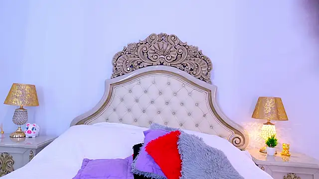 SarahBrunet online show from March 2025 04:07:02 PM