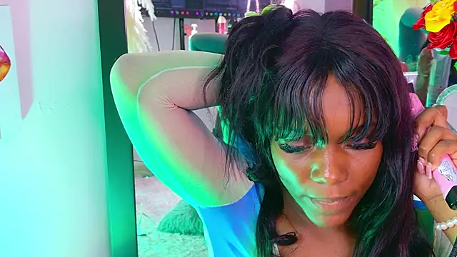 SarahBrunet online show from October 2025 05:10:02 PM