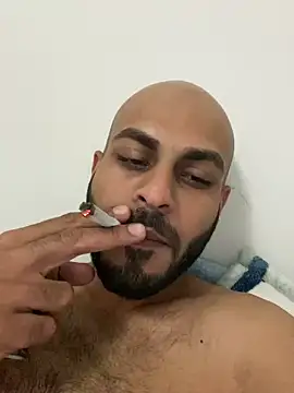 islandvybee55 online show from December 2024 02:02:02 AM