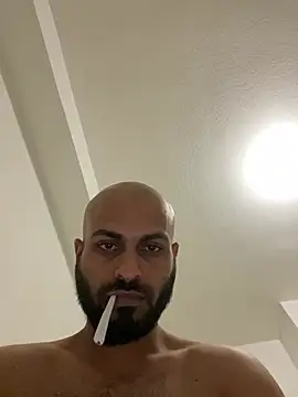 islandvybee55 online show from March 2025 02:59:02 AM