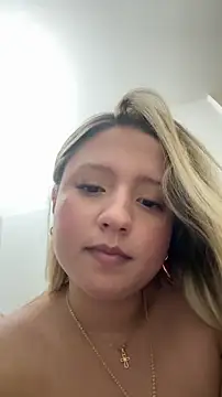 MiaPetit  online show from November 2025 07:40:03 PM