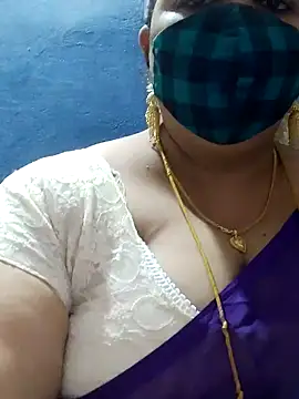 Snapshot of tamilthanushri chatting on February 2025 01:41:01 PM tamilthanushri online show from February 2025 01:41:01 PM