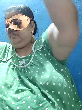 Snapshot of tamilthanushri chatting on February 2025 12:36:01 PM tamilthanushri online show from February 2025 12:36:01 PM