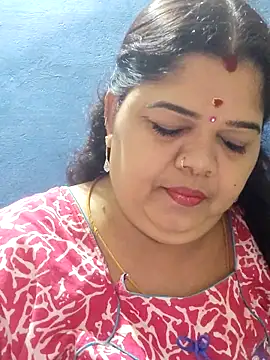 Snapshot of tamilthanushri chatting on March 2025 07:09:02 AM tamilthanushri online show from March 2025 07:09:02 AM