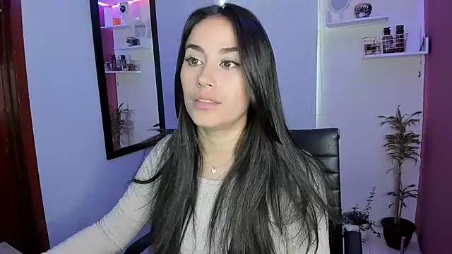  sulmatevans  online show from February 2025 04:35:01 PM