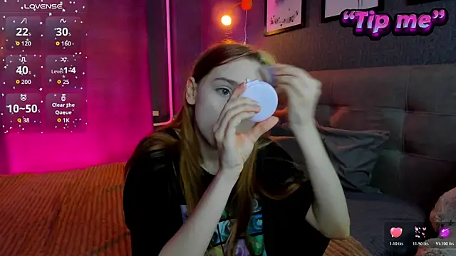 Lesi Moonie01 online show from October 2025 08:00:02 AM