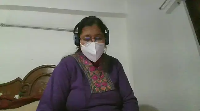 Snapshot of cutiecatty21 chatting on December 2024 04:32:01 PM cutiecatty21 online show from December 2024 04:32:01 PM