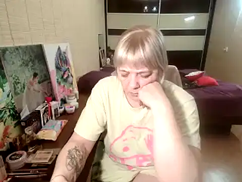 Lia Laguna77 online show from December 2025 07:51:02 PM