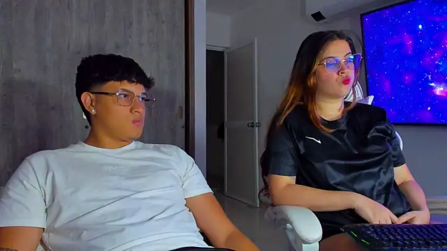 Snapshot of kittyandrick chatting on April 2026 09:36:01 AM kittyandrick online show from April 2026 09:36:01 AM