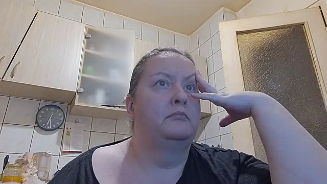 Snapshot of melissaBlessing chatting on February 2026 04:22:01 AM melissaBlessing online show from February 2026 04:22:01 AM