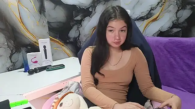 lilimini032 online show from February 2026 08:27:01 PM