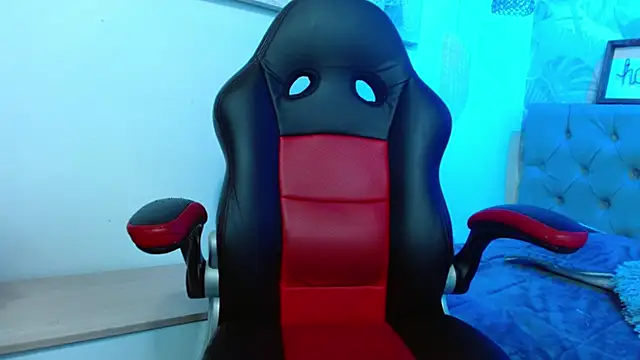 violletha online show from September 2025 12:41:02 PM