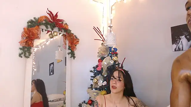 Snapshot of Kimandyuk chatting on December 2024 10:35:02 PM Kimandyuk online show from December 2024 10:35:02 PM