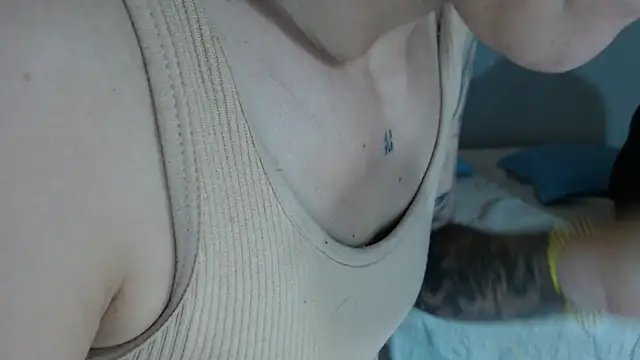 Snapshot of Kimandyuk chatting on December 2024 01:55:02 PM Kimandyuk online show from December 2024 01:55:02 PM