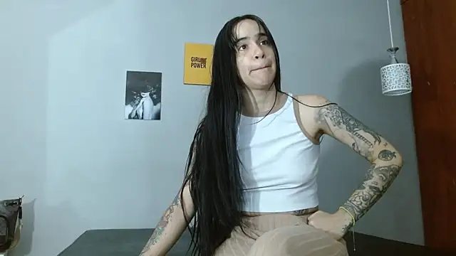 Snapshot of Kimandyuk chatting on March 2025 05:54:02 PM Kimandyuk online show from March 2025 05:54:02 PM