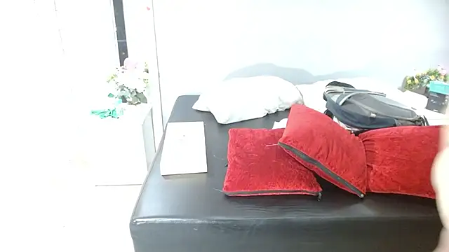 Snapshot of Kimandyuk chatting on March 2025 07:15:01 PM Kimandyuk online show from March 2025 07:15:01 PM