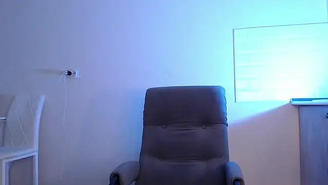 Eva Hailey  online show from July 2026 04:49:01 AM