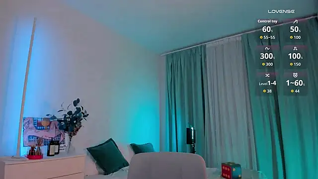 Snapshot of Oh_My_Dianee chatting on February 2026 07:18:02 AM Oh My Dianee online show from February 2026 07:18:02 AM