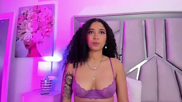  lanna jhonson  online show from February 2025 06:04:02 PM