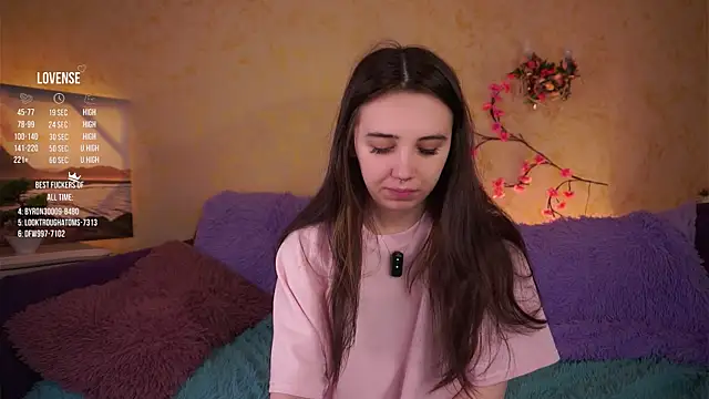 GillianDowdey online show from April 2026 03:26:01 AM