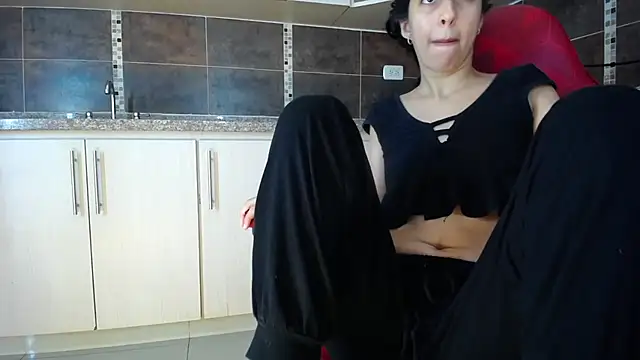 Snapshot of anna_alvarez chatting on January 2025 12:45:02 PM anna alvarez online show from January 2025 12:45:02 PM