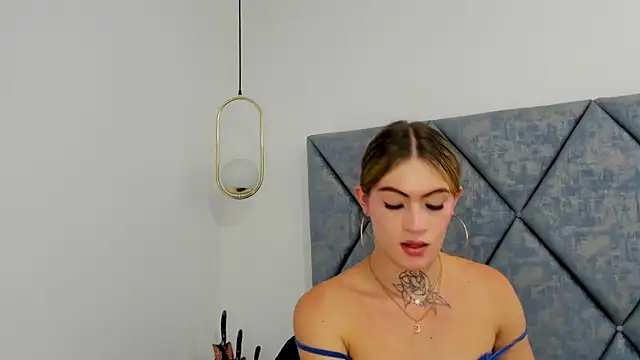 Lizz Luna online show from January 2025 04:55:02 PM