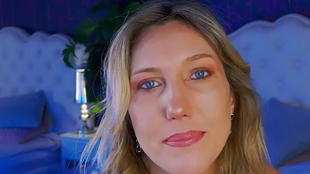 ElizaMayers online show from February 2026 11:25:02 AM