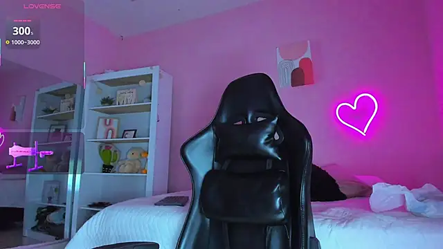 Ian Castillo  online show from March 2025 11:16:01 AM