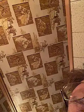 Snapshot of Tonybaloney1972 chatting on December 2024 01:11:02 PM Tonybaloney1972 online show from December 2024 01:11:02 PM