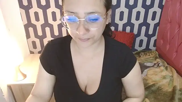 sarax ximena online show from October 2025 06:10:02 AM