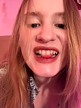 saint cat25 online show from December 2025 08:40:01 PM