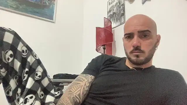 Snapshot of alessandromori91 chatting on December 2025 10:03:01 PM alessandromori91 online show from December 2025 10:03:01 PM