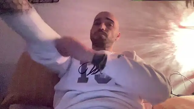 Snapshot of alessandromori91 chatting on February 2026 10:19:01 PM alessandromori91 online show from February 2026 10:19:01 PM