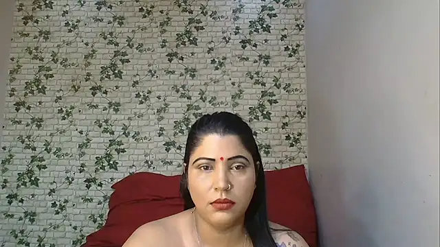 Snapshot of XIndianintimacy chatting on September 2025 05:51:01 PM XIndianintimacy online show from September 2025 05:51:01 PM