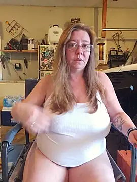 MsShelby40 online show from June 2026 10:30:01 PM