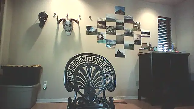 Big-Tits-McGee online show from October 2025 06:30:02 PM