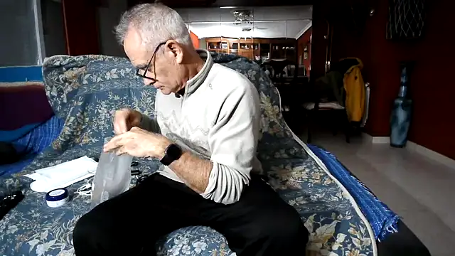 maduroguapo online show from February 2026 08:45:02 PM