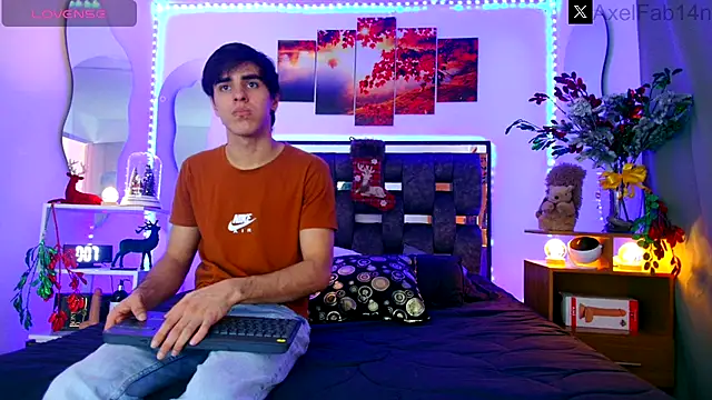 Alex and Fabian online show from December 2024 06:17:02 PM