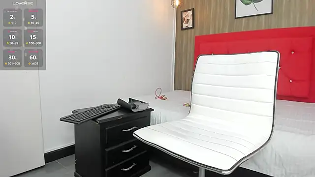 Snapshot of Hotkoljeixxx chatting on December 2024 03:30:02 AM Hotkoljeixxx online show from December 2024 03:30:02 AM