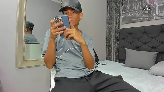 Snapshot of Hotkoljeixxx chatting on January 2025 03:01:02 AM Hotkoljeixxx online show from January 2025 03:01:02 AM