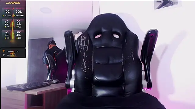 Snapshot of Hotkoljeixxx chatting on March 2025 04:29:02 AM Hotkoljeixxx online show from March 2025 04:29:02 AM