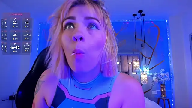 AlessiaDouce online show from September 2025 04:16:01 AM