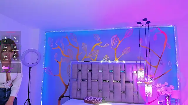 AlessiaDouce online show from November 2025 08:30:01 PM