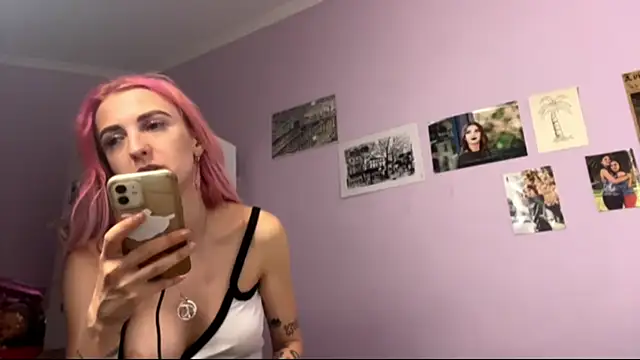 Snapshot of IngridMayer chatting on June 2026 08:32:02 PM IngridMayer online show from June 2026 08:32:02 PM