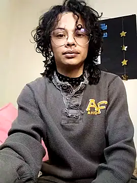 fenixmfx19 online show from February 2026 01:11:02 AM