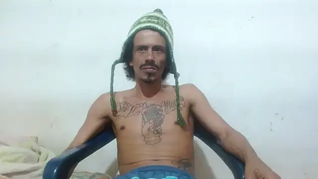 Snapshot of damian_bottom_bigcock chatting on December 2024 06:05:01 PM damian bottom bigcock online show from December 2024 06:05:01 PM