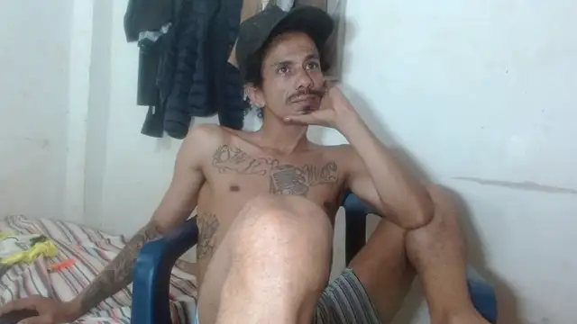 Snapshot of damian_bottom_bigcock chatting on December 2025 08:35:01 PM damian bottom bigcock online show from December 2025 08:35:01 PM