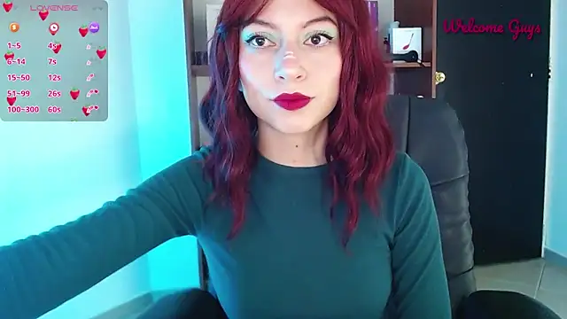 Snapshot of Celeste_Ford_18 chatting on October 2025 12:44:01 AM Celeste Ford 18 online show from October 2025 12:44:01 AM