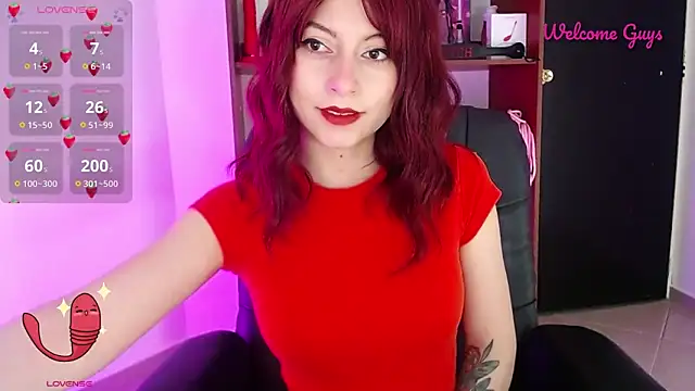 Snapshot of Celeste_Ford_18 chatting on November 2025 11:37:02 PM Celeste Ford 18 online show from November 2025 11:37:02 PM