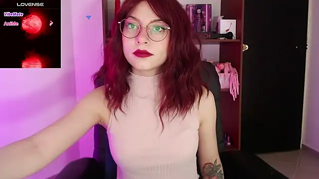 Snapshot of Celeste_Ford_18 chatting on November 2025 03:59:01 PM Celeste Ford 18 online show from November 2025 03:59:01 PM